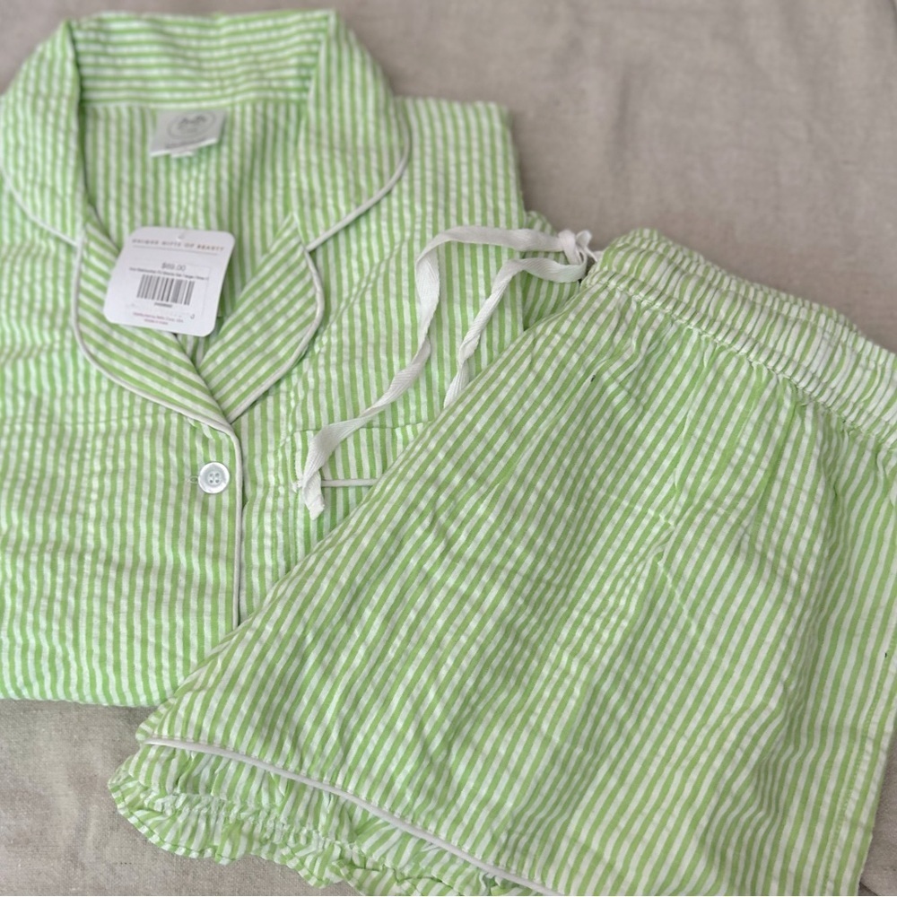 Belle Il Fiore Pajamas Ultra Soft Seersucker Womens PJ Ruffled ShortSet NWT - Picture 7 of 7
